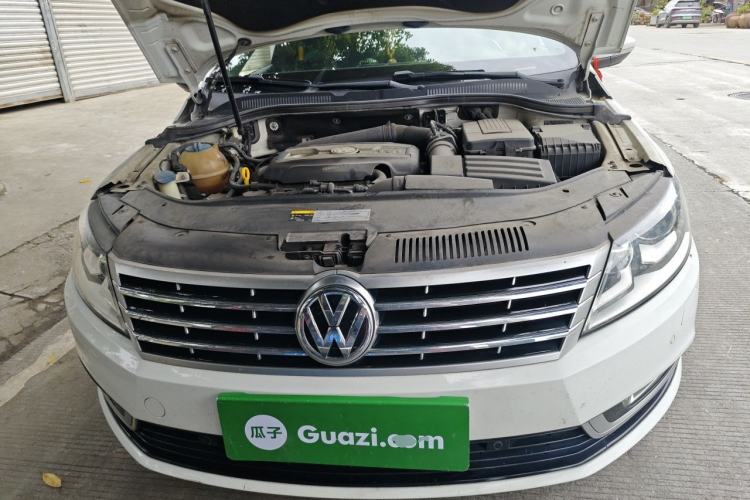 Used Volkswagen FAW-Volkswagen CC 2016 1.8TSI Luxury Model Engine Bay