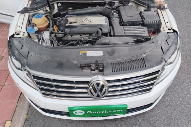 Used Volkswagen FAW-Volkswagen CC 2016 1.8TSI Luxury Model Engine Bay
