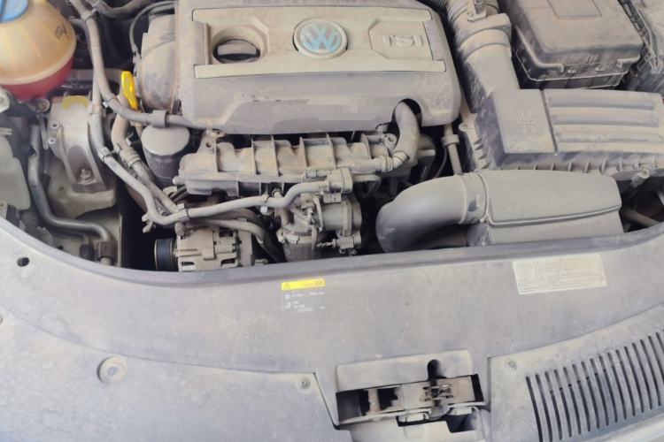 Used Volkswagen FAW-Volkswagen CC 2016 2.0 TSI Luxury Model Engine Bay