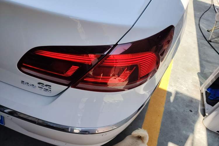 Used Volkswagen FAW-Volkswagen CC 2016 1.8TSI Luxury Model Exterior 3