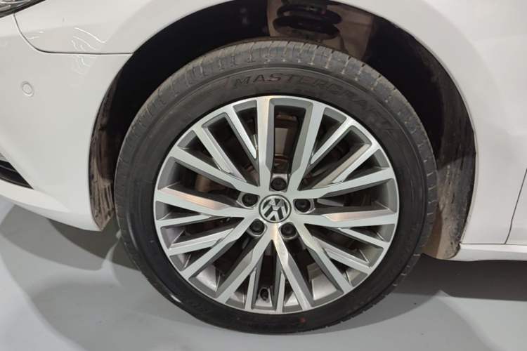Used Volkswagen FAW-Volkswagen CC 2016 2.0 TSI Luxury Model Exterior 4