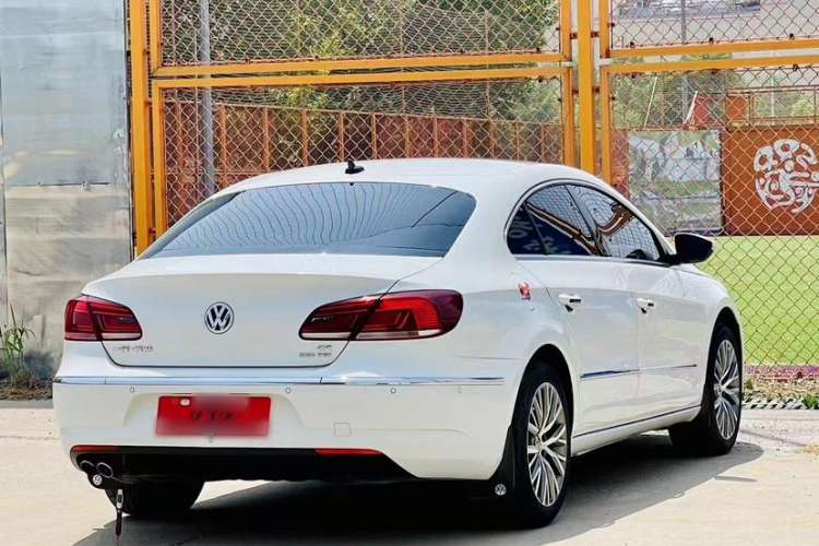 Used Volkswagen FAW-Volkswagen CC 2016 2.0 TSI Luxury Model Exterior 4