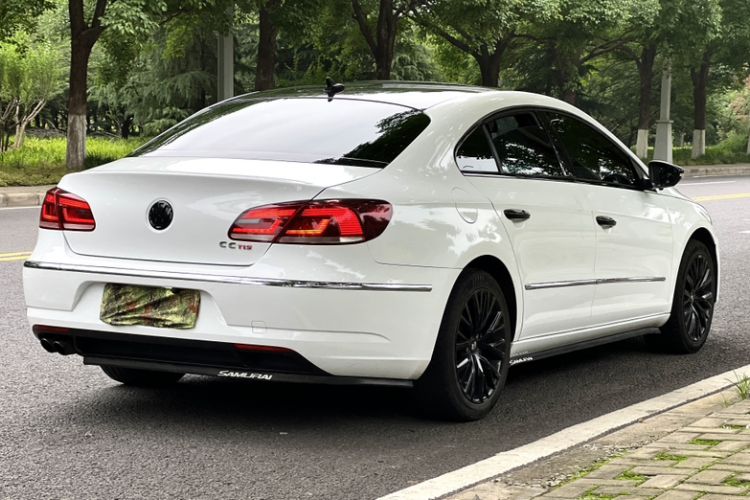 Used Volkswagen FAW-Volkswagen CC 2016 300TSI 25th Anniversary Edition Exterior 5