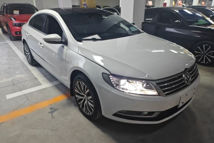 Used Volkswagen FAW-Volkswagen CC 2016 2.0 TSI Luxury Model Front Right 45 Deg