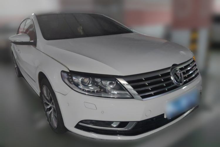 Used Volkswagen FAW-Volkswagen CC 2016 1.8TSI Luxury Model Front Right 45 Deg