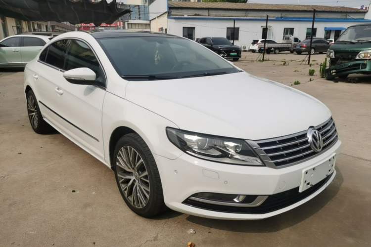 Used Volkswagen FAW-Volkswagen CC 2016 1.8TSI Luxury Model Front Right 45 Deg