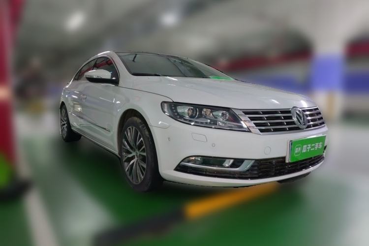 Used Volkswagen FAW-Volkswagen CC 2016 1.8TSI Luxury Model Front Right 45 Deg