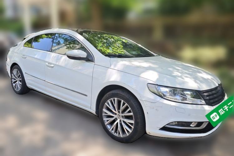 Used Volkswagen FAW-Volkswagen CC 2016 2.0 TSI Luxury Model Front Right 45 Deg