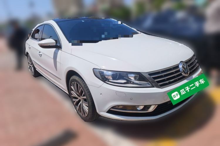 Used Volkswagen FAW-Volkswagen CC 2016 2.0 TSI Luxury Model Front Right 45 Deg