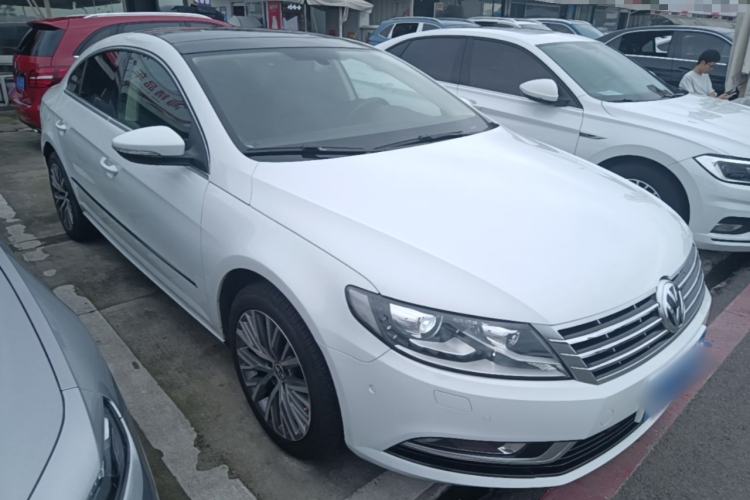 Used Volkswagen FAW-Volkswagen CC 2016 1.8TSI Luxury Model Front Right 45 Deg