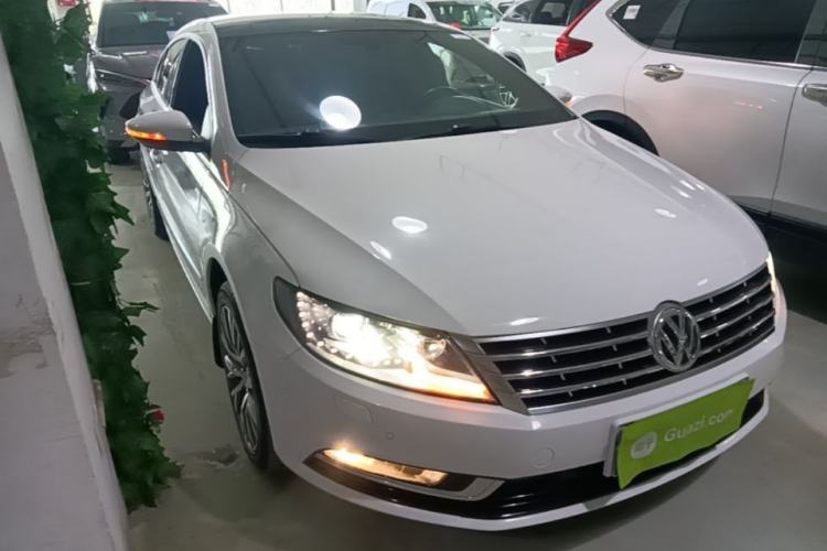 Used Volkswagen FAW-Volkswagen CC 2016 2.0 TSI Luxury Model Front Right 45 Deg
