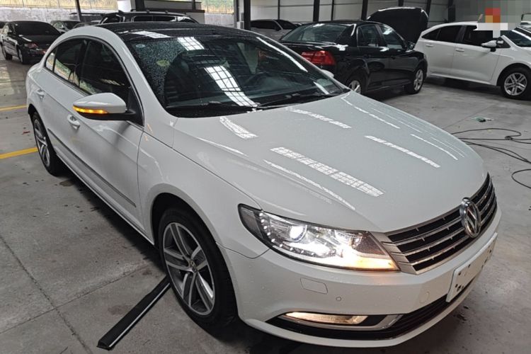 Used Volkswagen FAW-Volkswagen CC 2016 1.8TSI Prestige Model Front Right 45 Deg