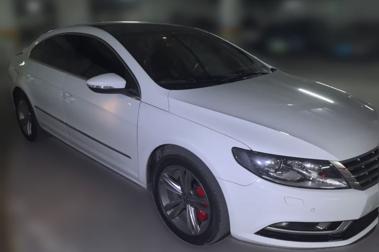 Used Volkswagen FAW-Volkswagen CC 2016 1.8TSI Prestige Model Front Right 45 Deg
