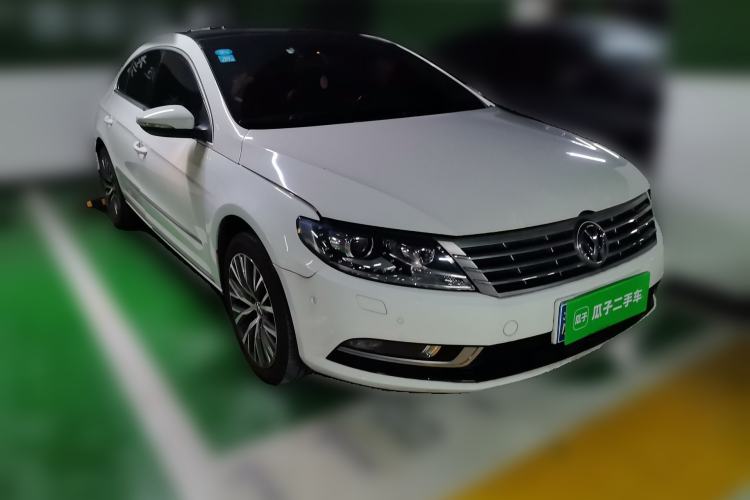 Used Volkswagen FAW-Volkswagen CC 2016 1.8TSI Luxury Model Front Right 45 Deg