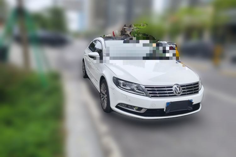 Used Volkswagen FAW-Volkswagen CC 2016 1.8TSI Luxury Model Front Right 45 Deg
