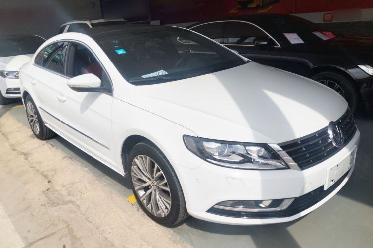 Used Volkswagen FAW-Volkswagen CC 2016 1.8TSI Luxury Model Front Right 45 Deg