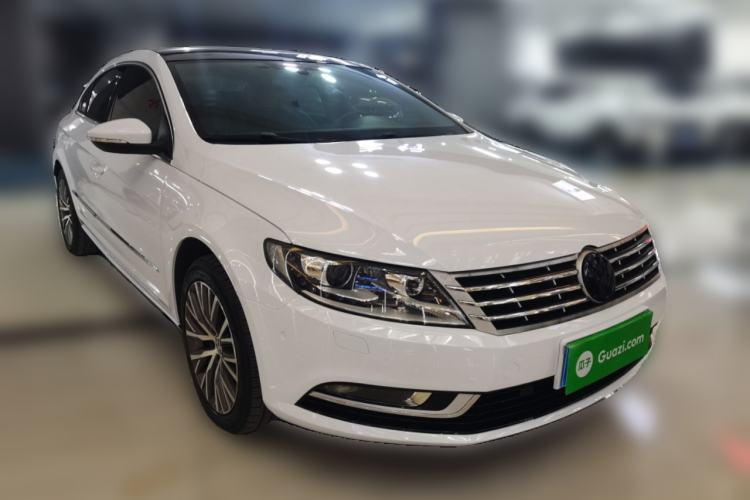 Used Volkswagen FAW-Volkswagen CC 2016 2.0 TSI Luxury Model Front Right 45 Deg