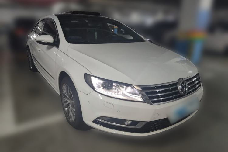 Used Volkswagen FAW-Volkswagen CC 2016 1.8TSI Luxury Model Front Right 45 Deg