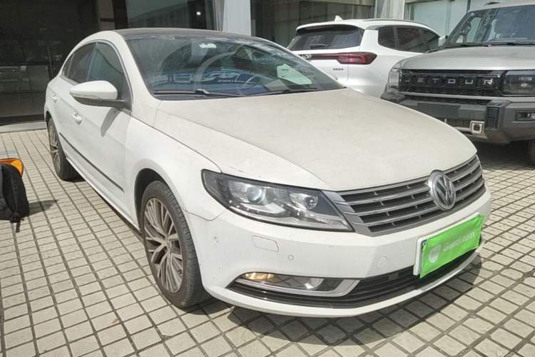 Used Volkswagen FAW-Volkswagen CC 2016 1.8TSI Luxury Model Front Right 45 Deg