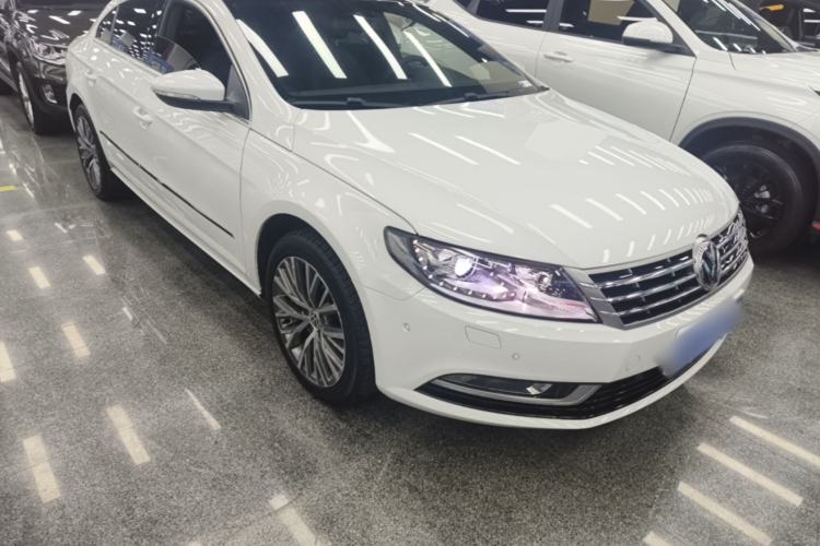 Used Volkswagen FAW-Volkswagen CC 2016 1.8TSI Luxury Model Front Right 45 Deg