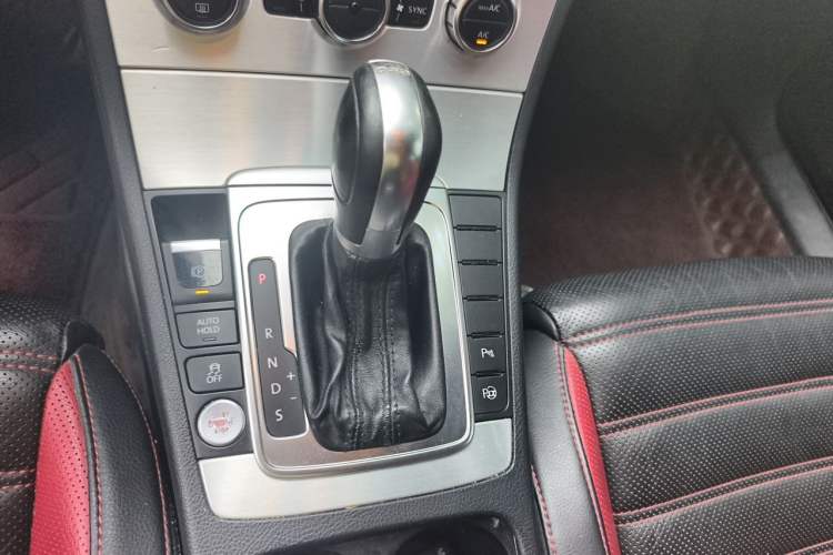 Used Volkswagen FAW-Volkswagen CC 2016 1.8TSI Luxury Model Gear Lever
