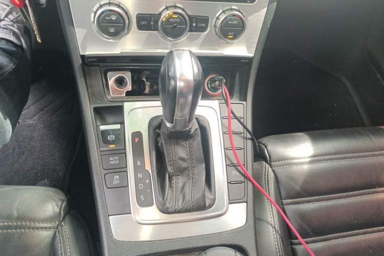 Used Volkswagen FAW-Volkswagen CC 2016 1.8TSI Prestige Model Gear Lever
