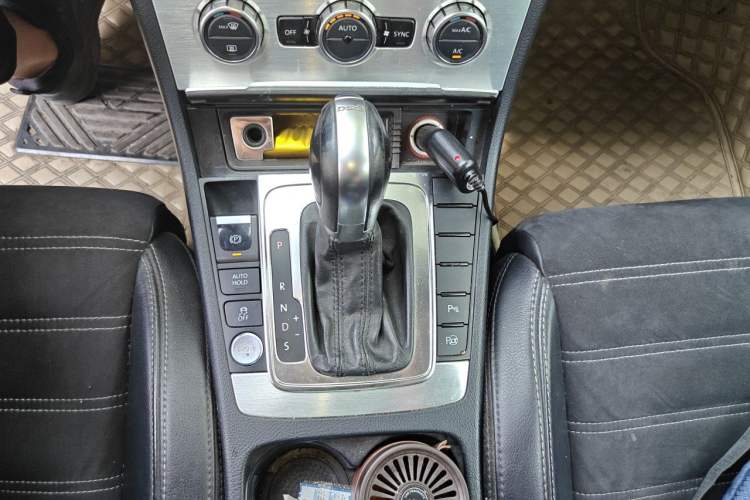 Used Volkswagen FAW-Volkswagen CC 2016 1.8TSI Luxury Model Gear Lever