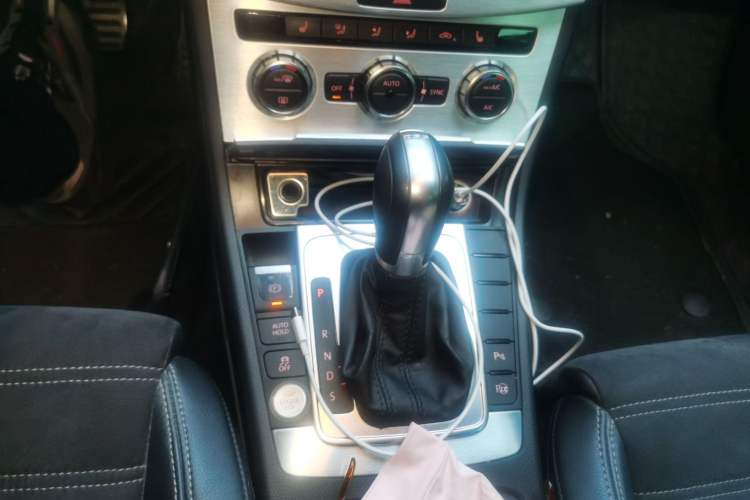 Used Volkswagen FAW-Volkswagen CC 2016 1.8TSI Luxury Model Gear Lever
