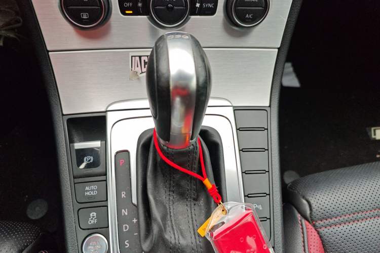 Used Volkswagen FAW-Volkswagen CC 2016 1.8TSI Luxury Model Gear Lever