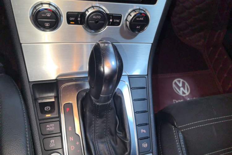 Used Volkswagen FAW-Volkswagen CC 2016 1.8TSI Luxury Model Gear Lever