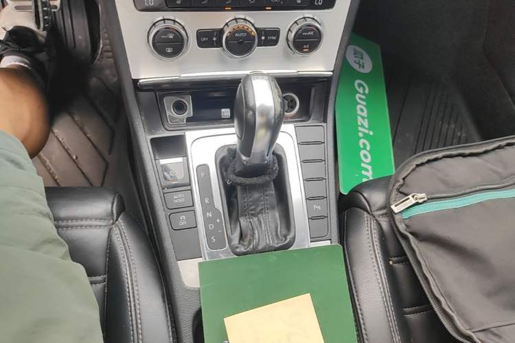 Used Volkswagen FAW-Volkswagen CC 2016 1.8TSI Prestige Model Gear Lever