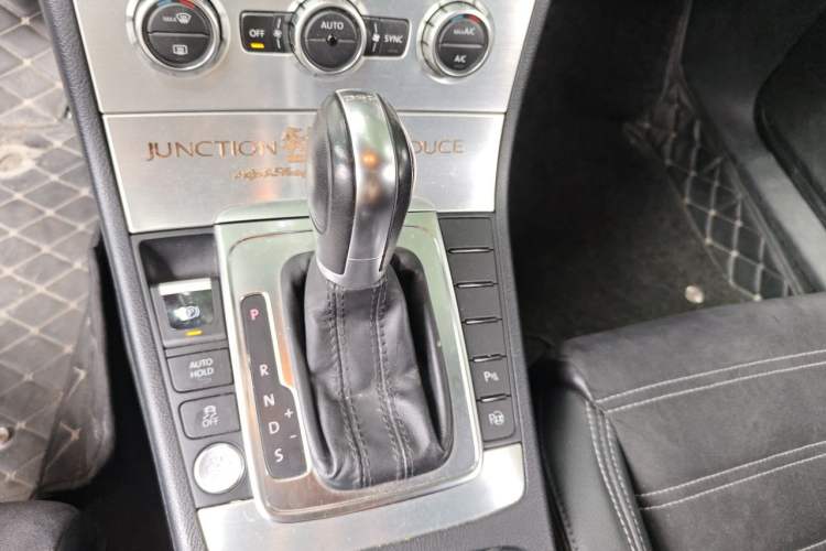 Used Volkswagen FAW-Volkswagen CC 2016 1.8TSI Luxury Model Gear Lever