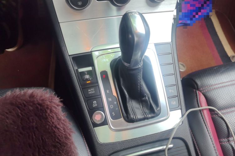 Used Volkswagen FAW-Volkswagen CC 2016 2.0 TSI Luxury Model Gear Lever