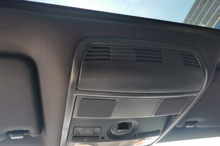 Used Volkswagen FAW-Volkswagen CC 2016 1.8TSI Prestige Model Headliner