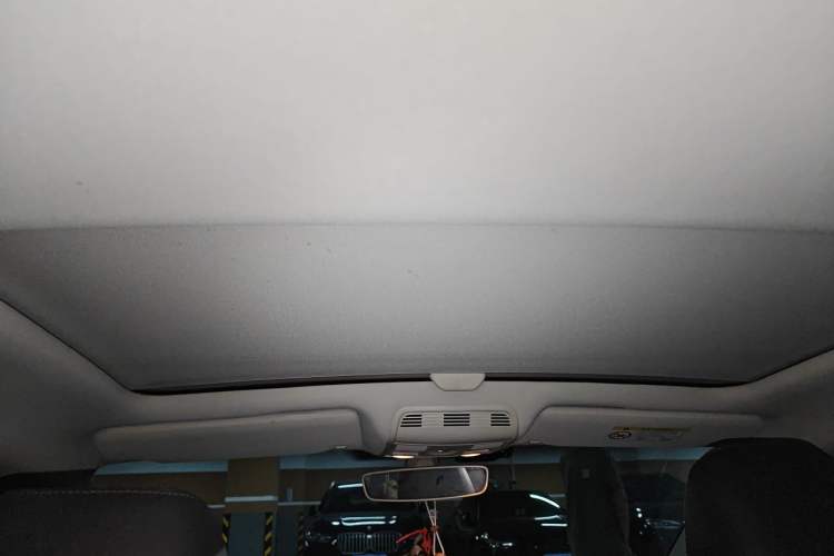 Used Volkswagen FAW-Volkswagen CC 2016 1.8TSI Luxury Model Headliner