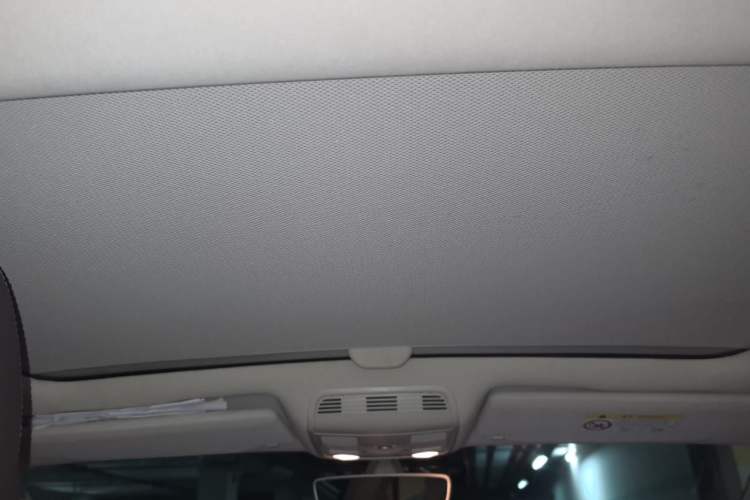 Used Volkswagen FAW-Volkswagen CC 2016 1.8TSI Luxury Model Headliner