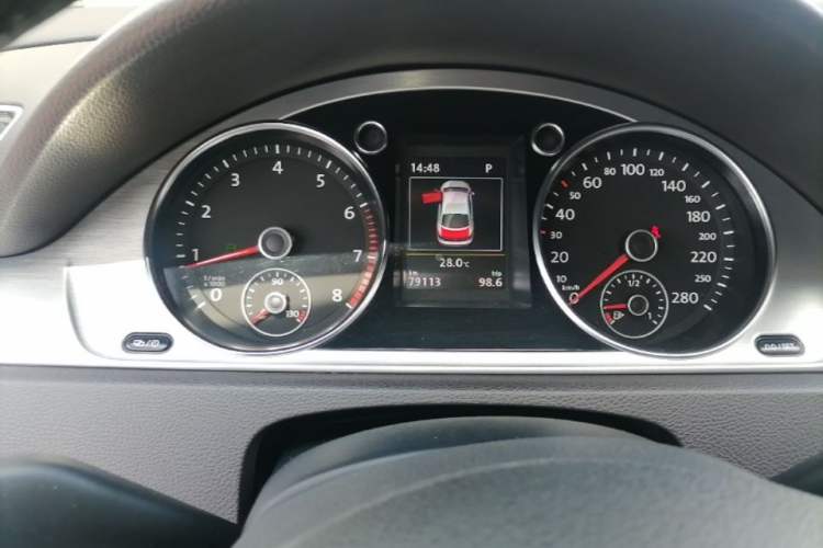 Used Volkswagen FAW-Volkswagen CC 2016 2.0 TSI Ultimate Edition Instrument Cluster