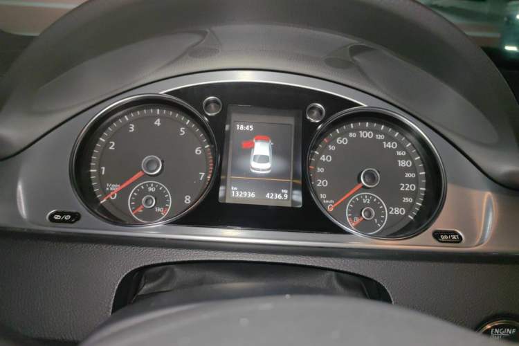 Used Volkswagen FAW-Volkswagen CC 2016 1.8TSI Luxury Model Instrument Cluster