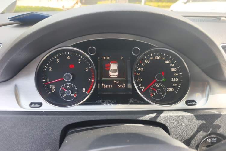 Used Volkswagen FAW-Volkswagen CC 2016 1.8TSI Luxury Model Instrument Cluster