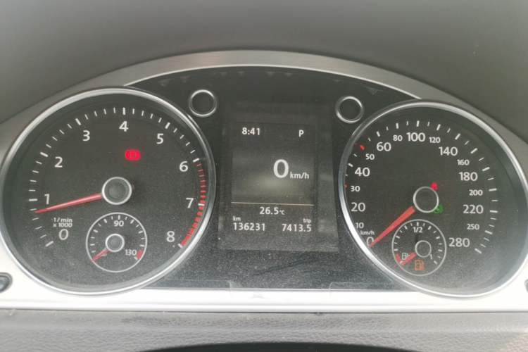 Used Volkswagen FAW-Volkswagen CC 2016 1.8TSI Luxury Model Instrument Cluster