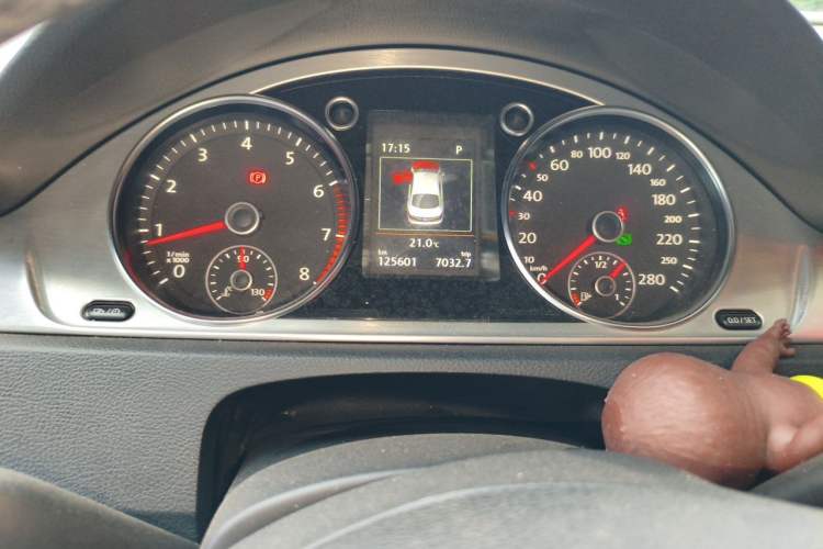 Used Volkswagen FAW-Volkswagen CC 2016 1.8TSI Luxury Model Instrument Cluster