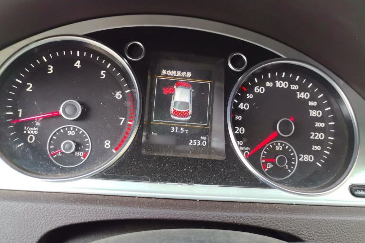 Used Volkswagen FAW-Volkswagen CC 2016 1.8TSI Luxury Model Instrument Cluster