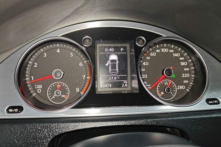 Used Volkswagen FAW-Volkswagen CC 2016 1.8TSI Prestige Model Instrument Cluster