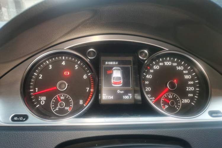 Used Volkswagen FAW-Volkswagen CC 2016 1.8TSI Luxury Model Instrument Cluster
