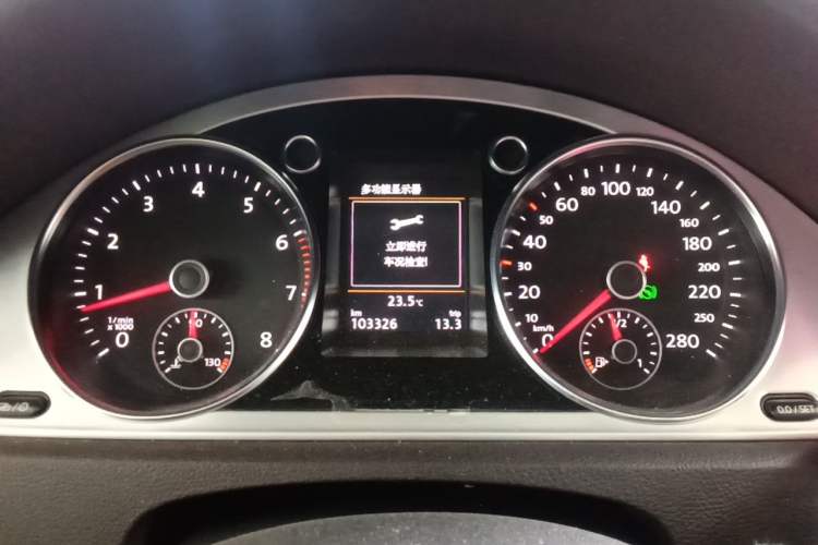 Used Volkswagen FAW-Volkswagen CC 2016 2.0 TSI Luxury Model Instrument Cluster
