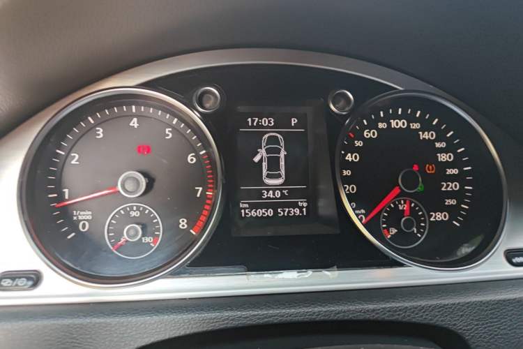 Used Volkswagen FAW-Volkswagen CC 2016 1.8TSI Luxury Model Instrument Cluster