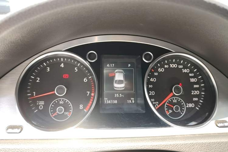 Used Volkswagen FAW-Volkswagen CC 2016 1.8TSI Luxury Model Instrument Cluster
