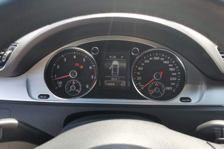 Used Volkswagen FAW-Volkswagen CC 2016 1.8TSI Prestige Model Instrument Cluster