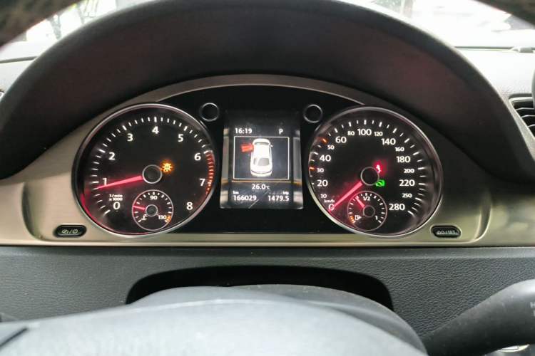 Used Volkswagen FAW-Volkswagen CC 2016 300TSI 25th Anniversary Edition Instrument Cluster