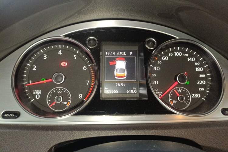 Used Volkswagen FAW-Volkswagen CC 2016 2.0 TSI Ultimate Edition Instrument Cluster